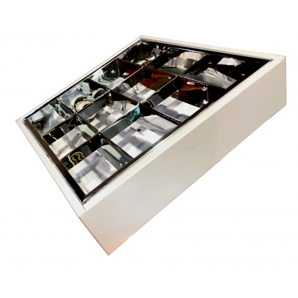 Luminária para Lâmpada Eletrônica Sobrepor 4 x 15 W E27 Anodizado com Aleta Elétrica Bichuette