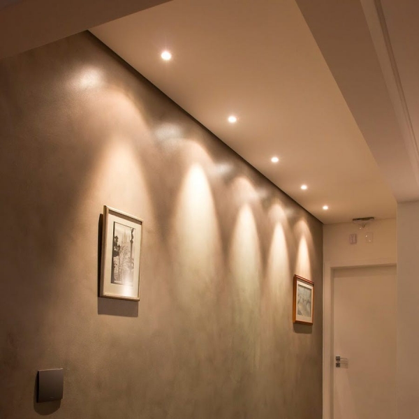 Spot LED 7 W Bivolt 3000 K Amarelo Quadrado Luminatti
