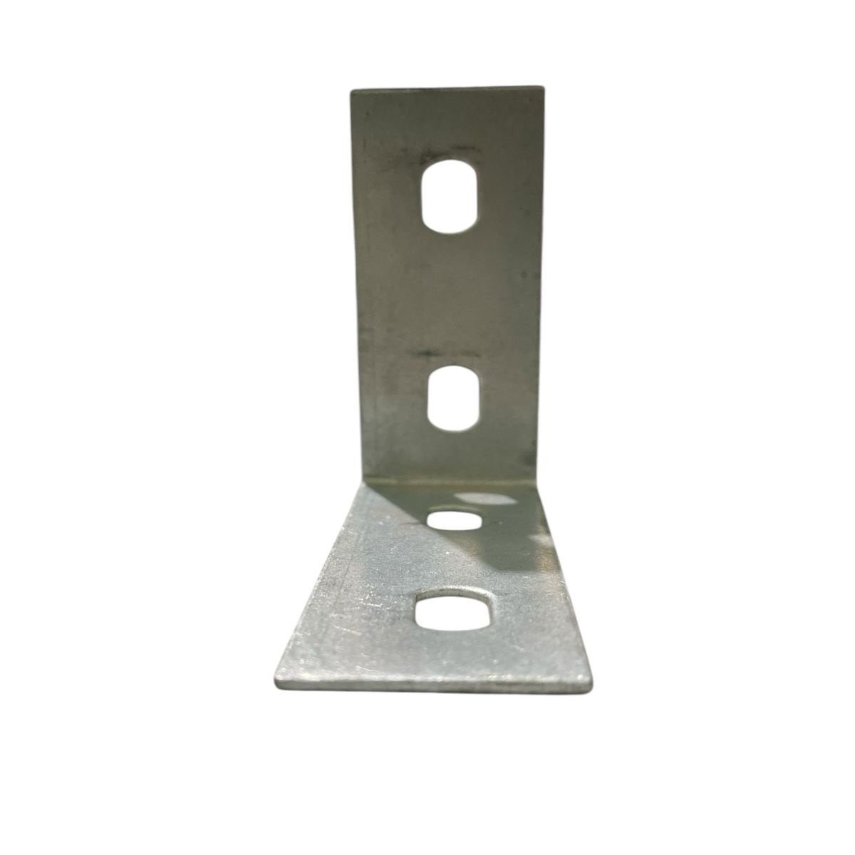 Cantoneira Tipo L Reforçada para Perfilado 38 x 38 mm com 4 Furos de 3/8 pol. Elétrica Bichuette