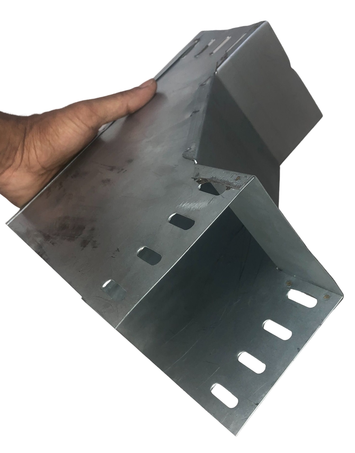 Curva de Inversão 90° para Eletrocalha 100 x 100 mm Piralux