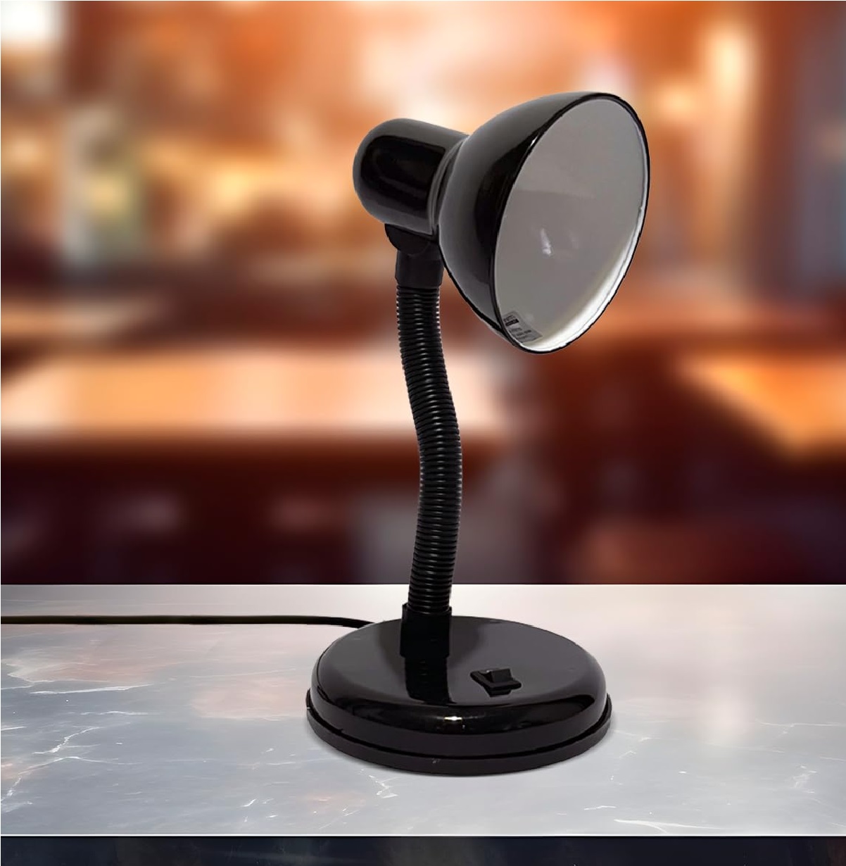 Luminaria Mesa Viking Preta Bivolt Lm408 Luminatti