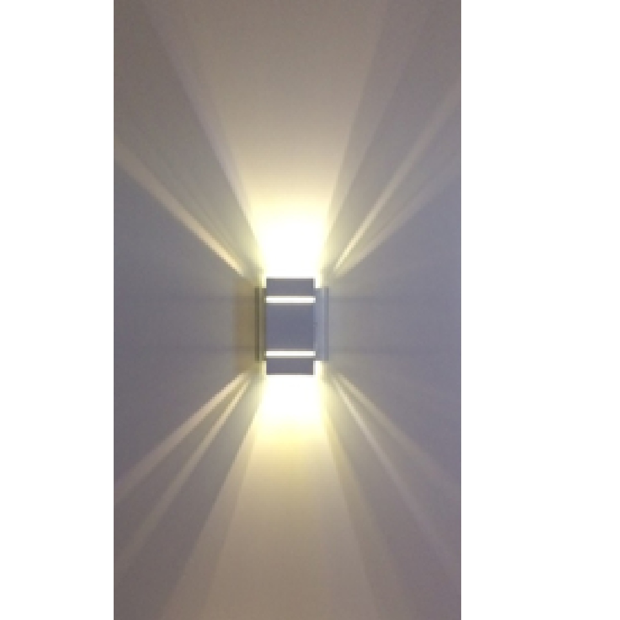 Arandela de Alumínio 2 Focos 2 Frisos 15 x 12 x 9 1x G9 Branco MOD1401BR Foco Iluminação