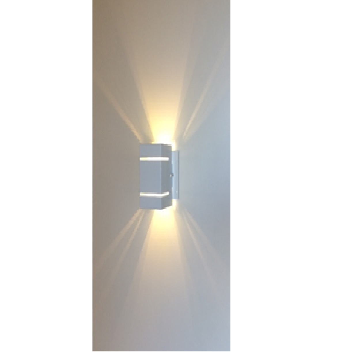 Arandela de Alumínio 2 Focos 2 Frisos 15 x 12 x 9 1x G9 Branco MOD1401BR Foco Iluminação