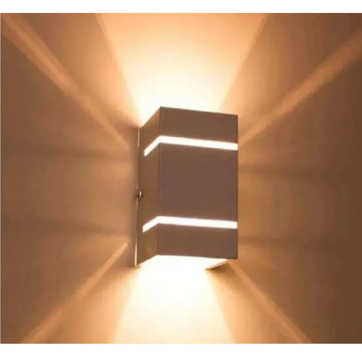 Arandela de Alumínio 2 Focos 3 Frisos 16 x 12 x 9 1x E27 Marrom MOD104MR Foco Iluminação