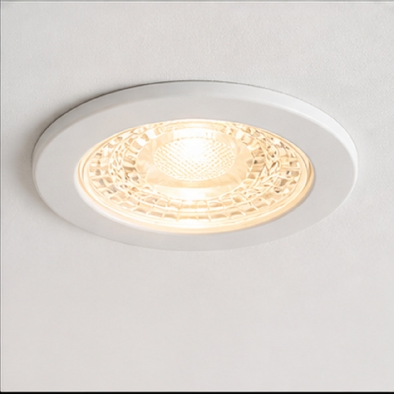 Lâmpada LED Dicróica MR16 GU10 7 W 3000 K Bivolt Blumenau Iluminação
